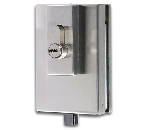 Lock - key operated Finish: stainless steel finish (US32D) Glass thickess: up to 3/8" (10 mm) Includes: 2" (50 mm) long 17 mm euro profile