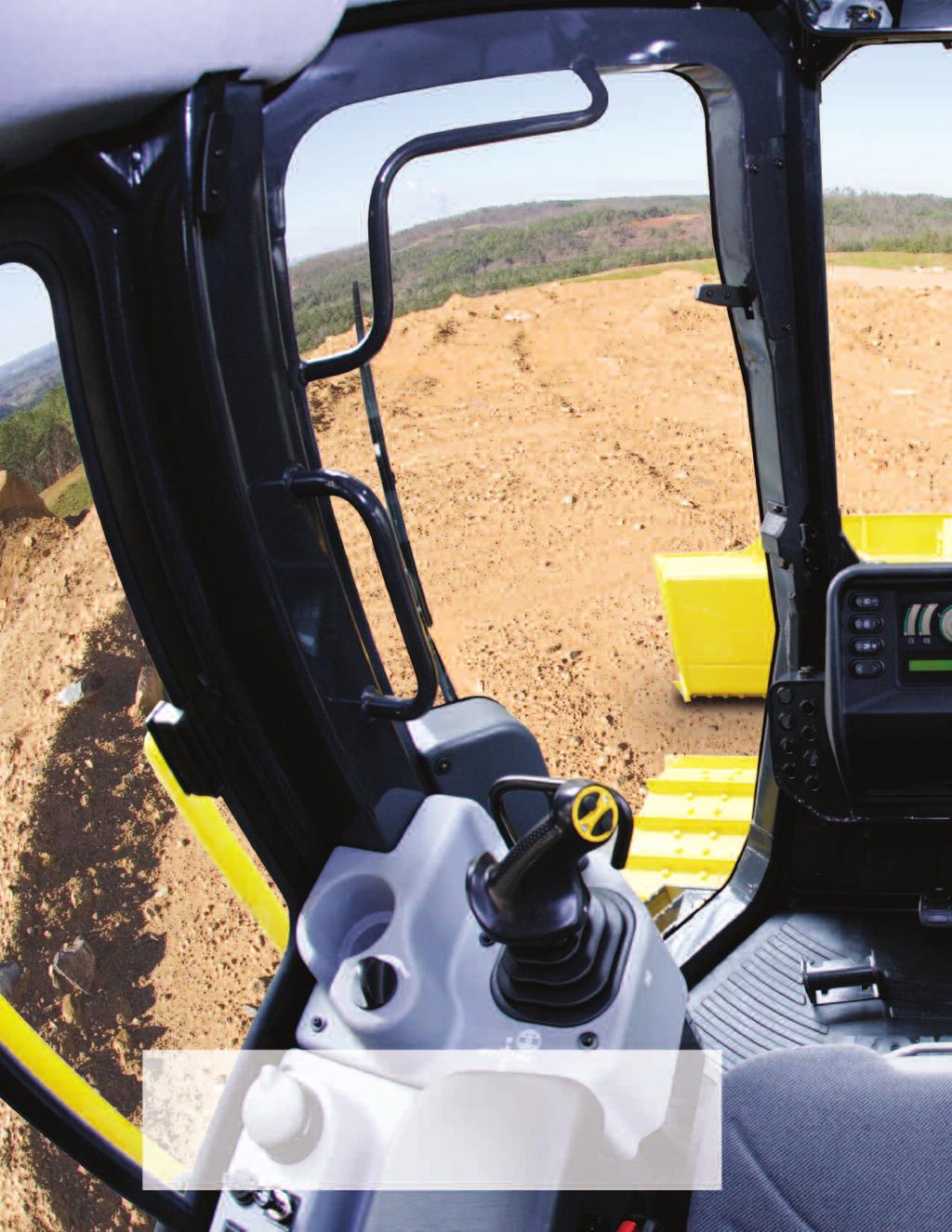 D37-22 C RAWLER D OZER Great visibility ru Unrivaled Blade Visibility Just like the D51EX/PX-22, the D37EX/PX-22 incorporates Komatsu s super-slant
