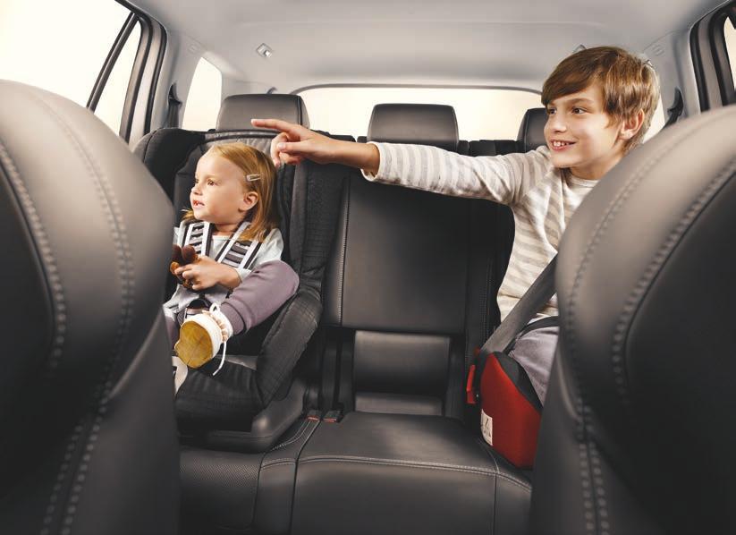 A SPACE FOR CHILDREN Your children will ride in the back in absolute safety and comfort.