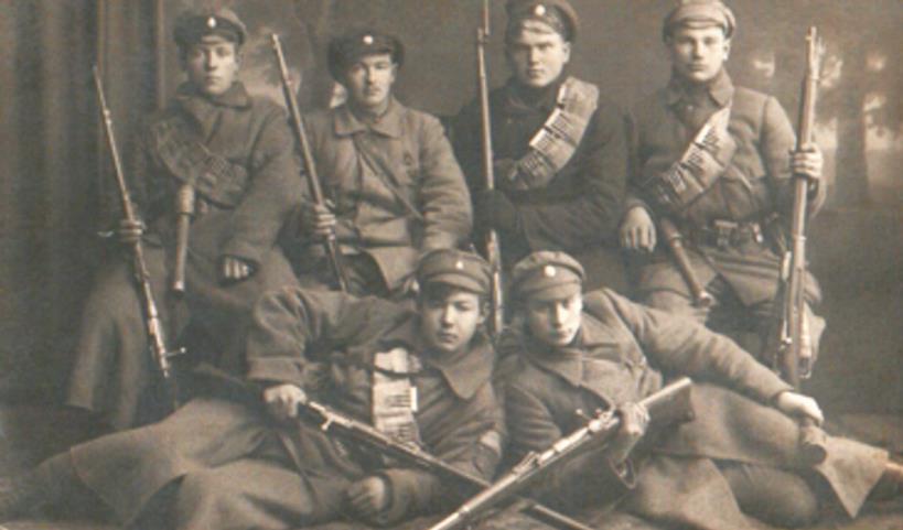Soldiers of 7th infantry regiment of Sigulda. Ventspils, autumn of 1919.