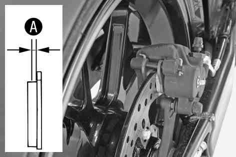 BRAKES 103 Note Danger of accidents Reduced braking efficiency caused by damaged brake discs. If the brake linings are not changed in time, the steel brake lining carriers grind on the brake disc.