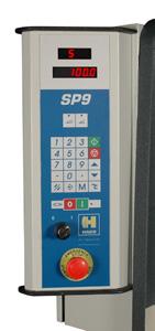 The standard SP9 control offers the following functions : automatic positioning of the back gauge to the preselected position with digital read-out, stroke control and selection for back gauge