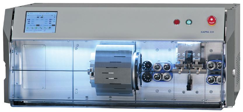 cut and strip machine with a rotating blade module. Round, multilayered cables with and without shielding are precisely stripped in multiple steps.