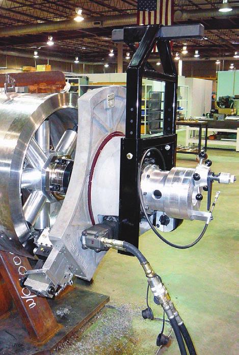 Strong hydraulic motor with worm drive provides maximum power for single point, flange facing, and form tooling.