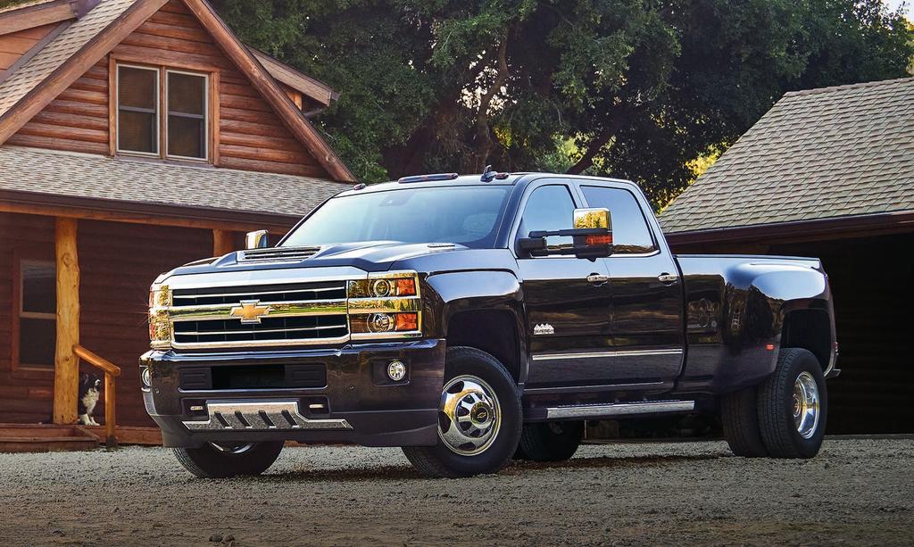 HIGH COUNTRY 3500HD Crew Cab Long Box High Country DRW in Black with available Duramax 6.6L Turbo-Diesel V8 engine. AN ELEVATED EXTERIOR.