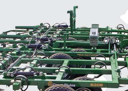 The floating hitch ensures that the tines work at a constant depth and do not dig in even in uneven