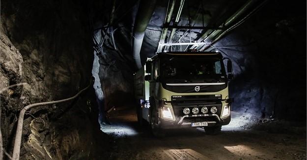 Autonomous trucks in mining underground Volvo s fully autonomous truck is being tested in operations deep underground.