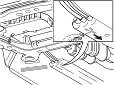 D2302957 20 Disconnect the rail for the fuel line. Insert a small screwdriver in the small hole between the rail and the yellow clip.