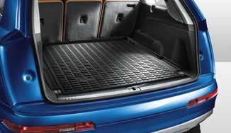 All-round edging prevents liquids from leaking onto the luggage compartment floor.