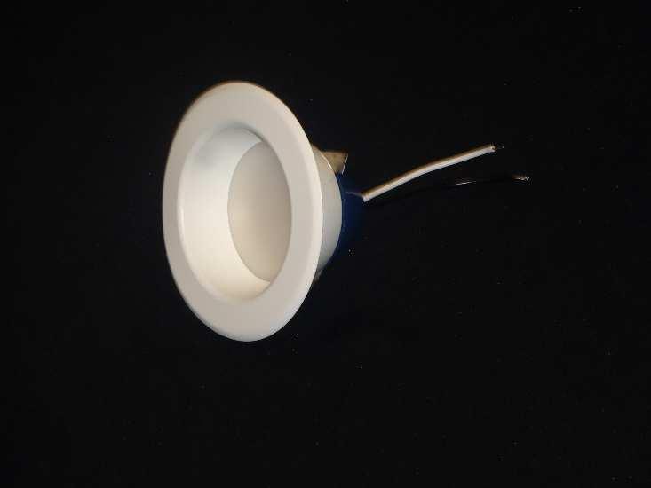 Product Information Manufacturer Model Number (SKU) Serial Number LED Type Cree Inc CR4T-790L-27K-12-E26GU24 PL13048-001 SSC Product Description 4" Retrofit white conical Downlight, with spring clip