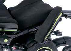 fails to catch the eye. // EASY ENTRY SYSTEM The seat cushion is divided into three elements.