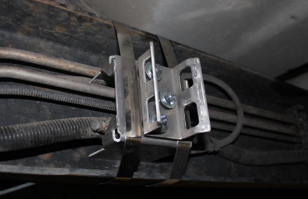 15 June 2016 #1050305D 2003-2004½ Dodge Cummins FlowMAX Lift Pump Kit (I-00169) - 5 - Mounting Option 1 - Mounting Bracket using straps 9.