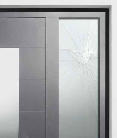 Only from Hörmann Interior and exterior laminated safety glass 3Break-in Safe resistant locking 4glazing Our ThermoSafe and ThermoCarbon entrance doors set new standards for security.