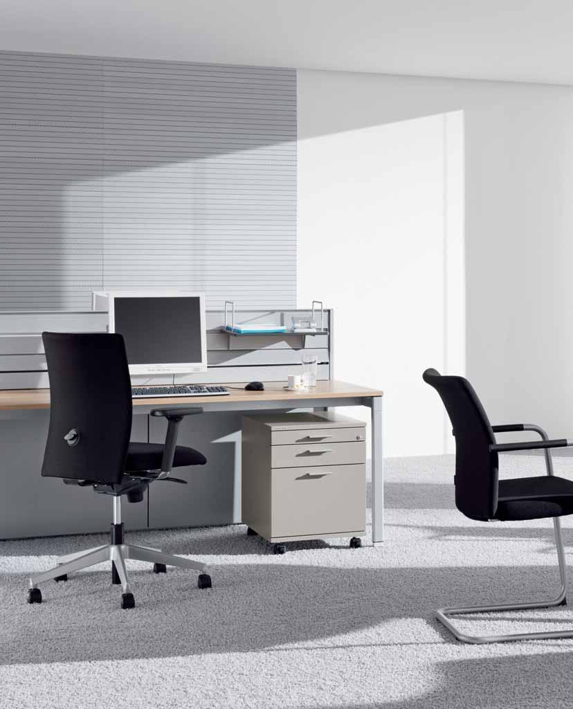 paro_business swivel chairs offer additional specification options: an adjustable lumbar support, and a neckrest with several settings (except for the antistatic models).