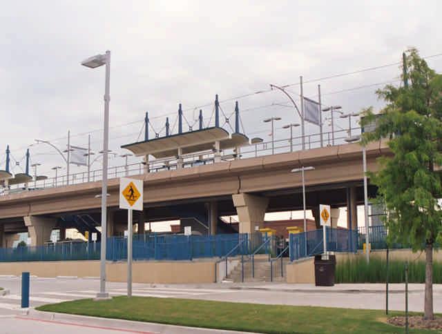 LRT has Major Station Problems Typical characteristics 200-ft