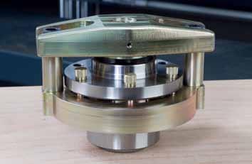 pull / pressure plate grooves, so that the pull / pressure plate is