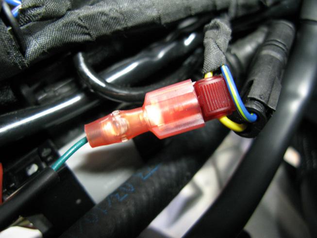in pin location 2. Insert the mating T-tap connector of the Bazzaz harness containing the pink wire.