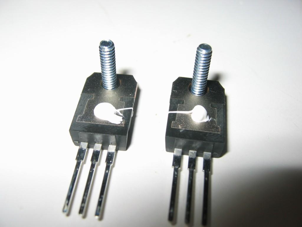 screws 2x 4-40 nuts 1x 10uF capacitor 2x 1W 1Ohm resistors 7x 10kOhm resistors 1x 14-pin DIP socket 4x