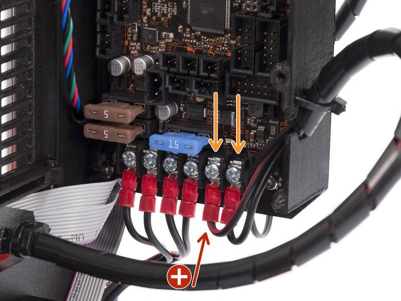 Take the second cable from the PSU and connect the pair of wires to the EINSY board. The last pair of wires is from the heatbed.