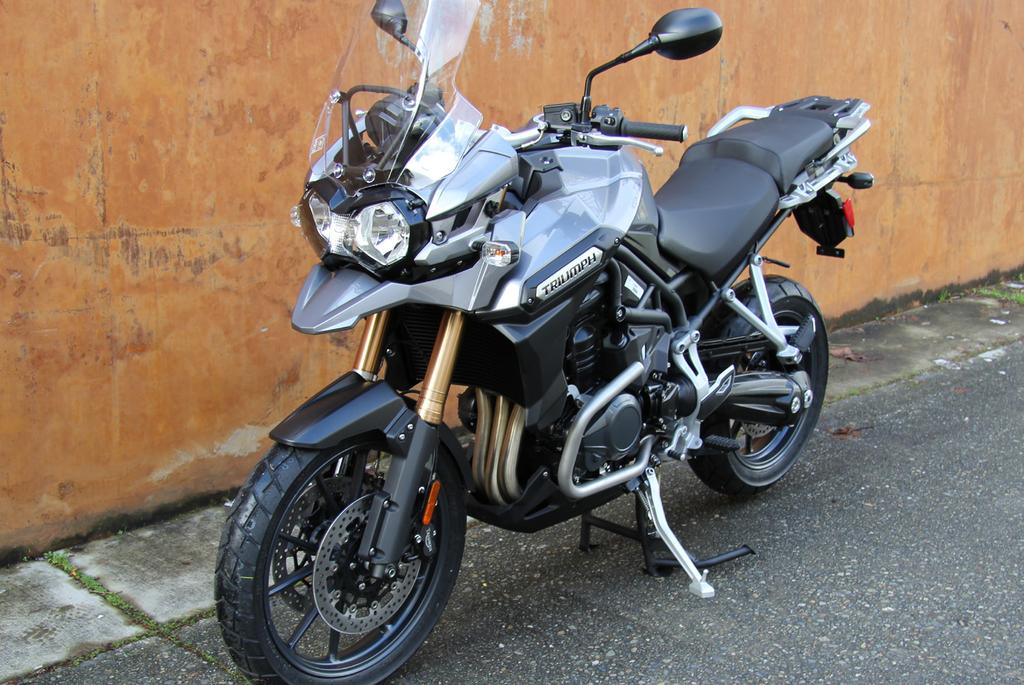 AltRider Crsh Brs for the Triumph Tiger Explorer 00 INSTALLATION INSTRUCTIONS Der Rider, Thnk you for choosing AltRider!