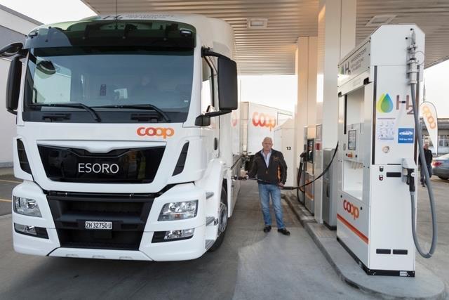 Fuel cell trucks are proven and can replace diesel trucks for goods distribution Operational experience Truck driver's experience Up to date about 30'000 km are accumulated Full replacement for a 34