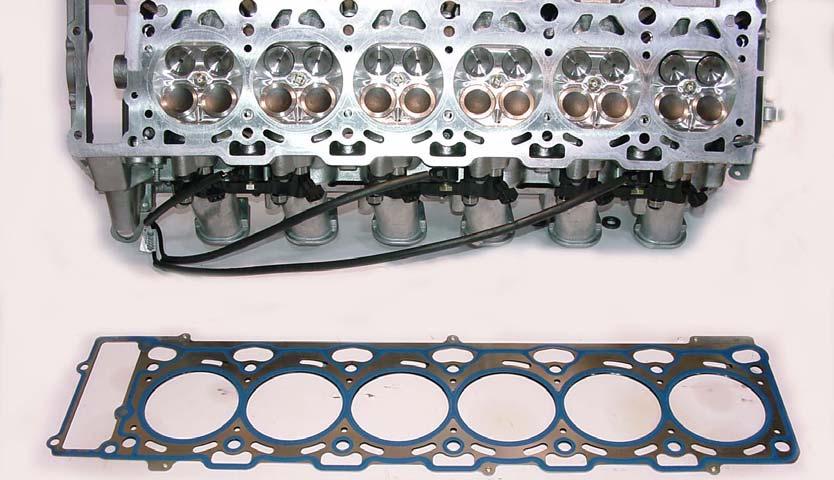 Cylinder Heads The two N73 cylinder heads are a new development from BMW and have been adapted to the new direct injection system.