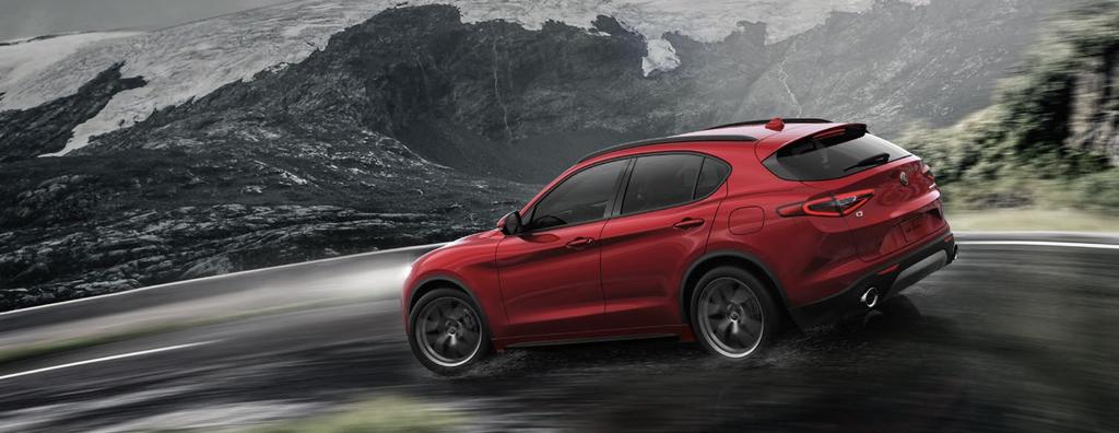 Q4 makes Stelvio act like a rear-wheel drive vehicle until the tires approach their grip limit, then transfers up to 60% of the torque to the front axle for ultimate responsiveness and stability.