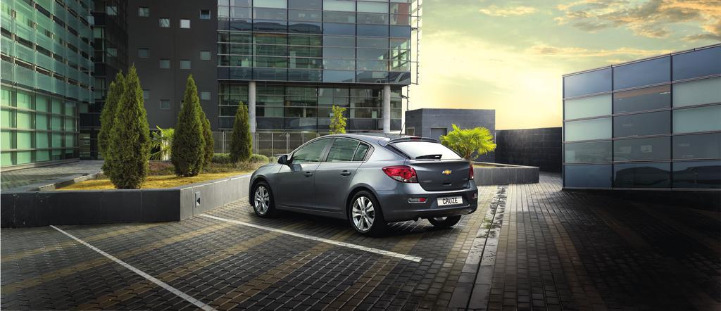 DESIGN THAT DRIVES BEAUTIFULLY. A winning formula that looks good on the move. The Chevrolet Cruze is the epitome of form meeting function.