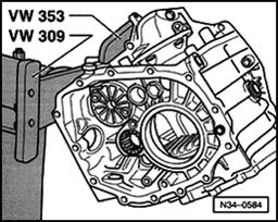 Page 21 of 27 34-61 Installing Note: If the input shaft ball bearing, the input shaft or the transmission housing are replaced, it is necessary to re-determine the thickness of the circlips for the
