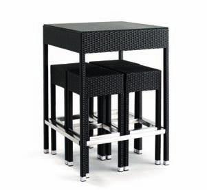 Spessore tubo 1,5 mm Set with one table and four barstools, aluminium frame, covering in