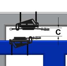 the connector exits towards the right-hand boom.