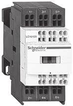 References 26221 3-pole contactors Standard power ratings of 3-phase motors 0-60 Hz in category AC-3 ( y 60 C) 220 V 380 V 41 V 440 V 00 V 660 V 1000 V 230 V 400 V 690 V Rated operational current in