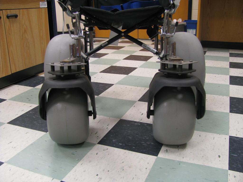 Chapter 17: University of Connecticut 285 TECHNICAL DESCRIPTION The Multi-Terrain wheelchair consists of a modified wheelchair frame that has been equipped with large wheels in order to traverse