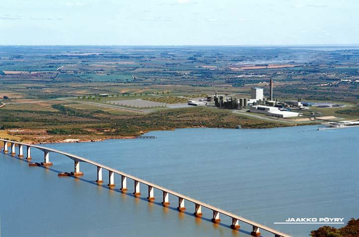 CURRENT TOPICS Botnia pulp mill in Uruguay One of the most modern in the world Capacity 1.000.