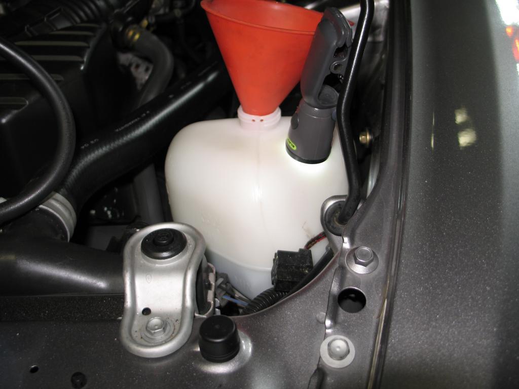 Now its time to fill the rad. Pay attention here. Expect to fill it with 6.5 to 6.6 litres.