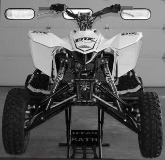 SETTING UP THE FLOAT 3, EVOL R STEP 1 Ensure that your ATV is safely supported on a stand with the front wheels off the ground and the suspension fully extended.