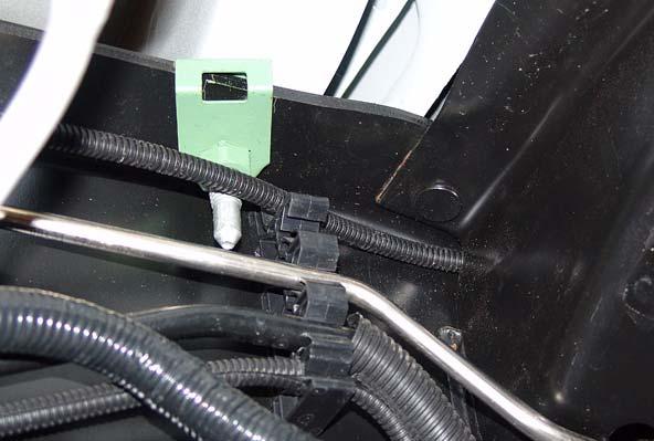 49 () Fuel standpipe () Fuel line clamp ( ea.) (3) Fuel line coupler (4) Mecanyl fuel line 6.