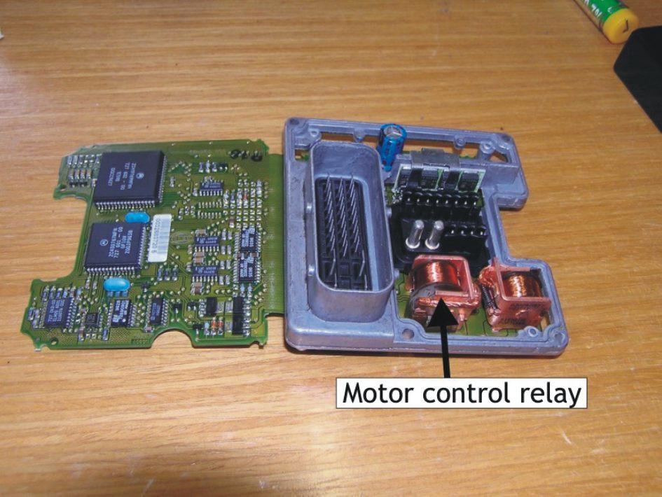 Re-fitting controlrelay Hella made electric control units weak link is motors control relay. I did find same kind of relay from Finland in a day/night. Or actually three of them. Price was 3 each.
