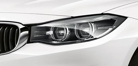 A selection of SE model equipment: 18" light alloy wheels BMW Navigation System LED