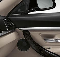 [ 10 ] Comfort Access allows passengers to enter the car without having to actively use the