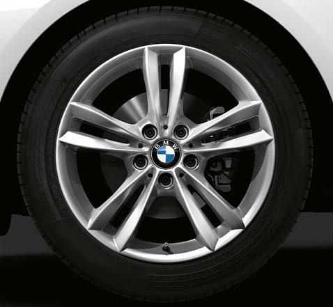 Double-spoke style 673 wheels, front 8J x 19 with 225/45 R19 and rear 9J x 19 255/40 R19