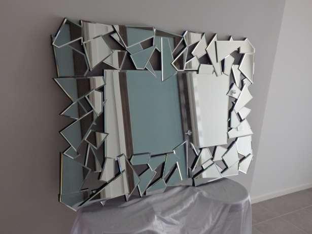 Ultra Blade Beveled Contemporary wall mirror Size cm: 80 x 120 x 2.