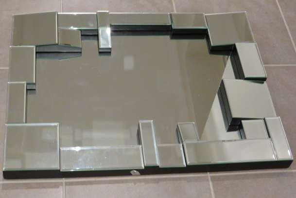 Allure Beveled Contemporary wall mirror Size cm: 60 x 80 x 4.