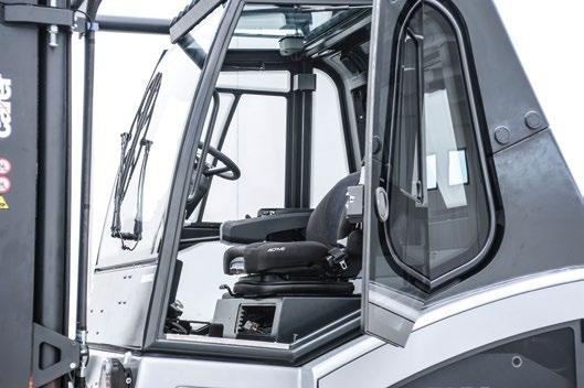 Ergonomics The optimal driving position offers excellent visibility in all directions. Access to the machines is facilitated by wide non-slip steps and a big handle access.