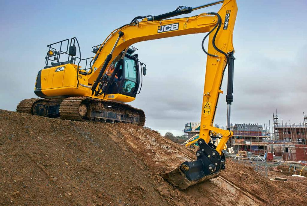 TRACKED EXCAVATOR JS131 LC Engine power: 74 hp (55 kw)