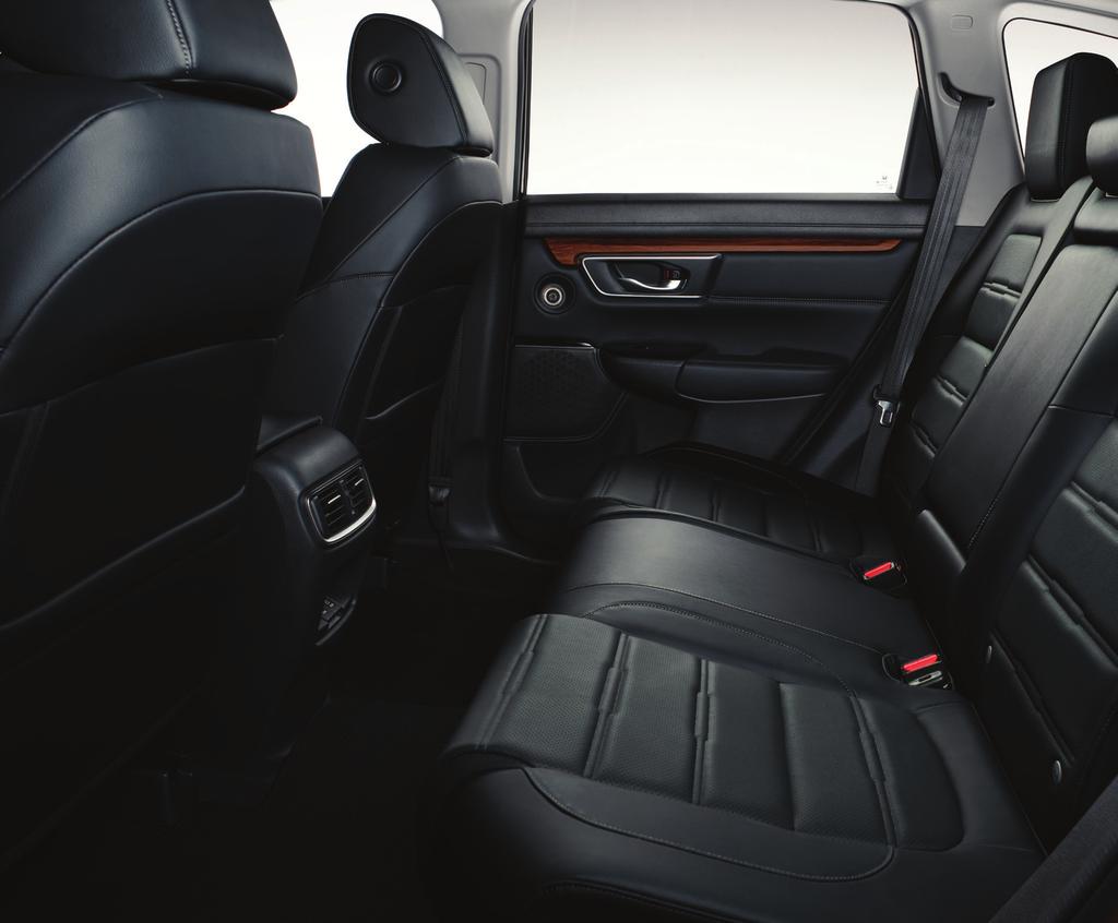EVOLVED ENVIRONMENT You ll notice a great sense of space in the new CR-V.