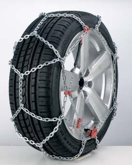 XS-16 - robust, easy to fit and with one-hand removal system External quick release system. Self tensioning system: just one stop to fit the chain. 16 mm inside and on-the-tread clearance.