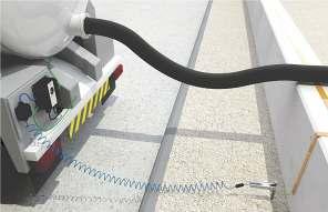 clamp s connection to the earthing point is compromised or removed while a transfer is underway, the MGV system detects this. This function is called Continuous Ground Loop Monitoring.