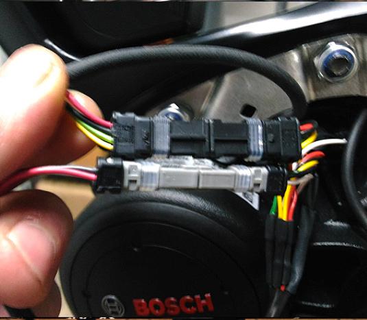 correct wire color: DISPLAY PLUG > YELLOW-YELLOW / GREEN-GREEN / BLACK-BLACK / RED-RED AND SPEED SENSOR PLUG > BLACK-BLACK /