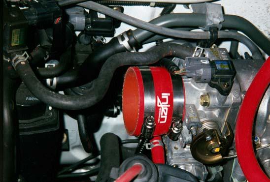 2 3/4 hose placed throttle body with two